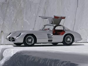Mercedes-Benz 300 SLR Uhlenhaut Coupe